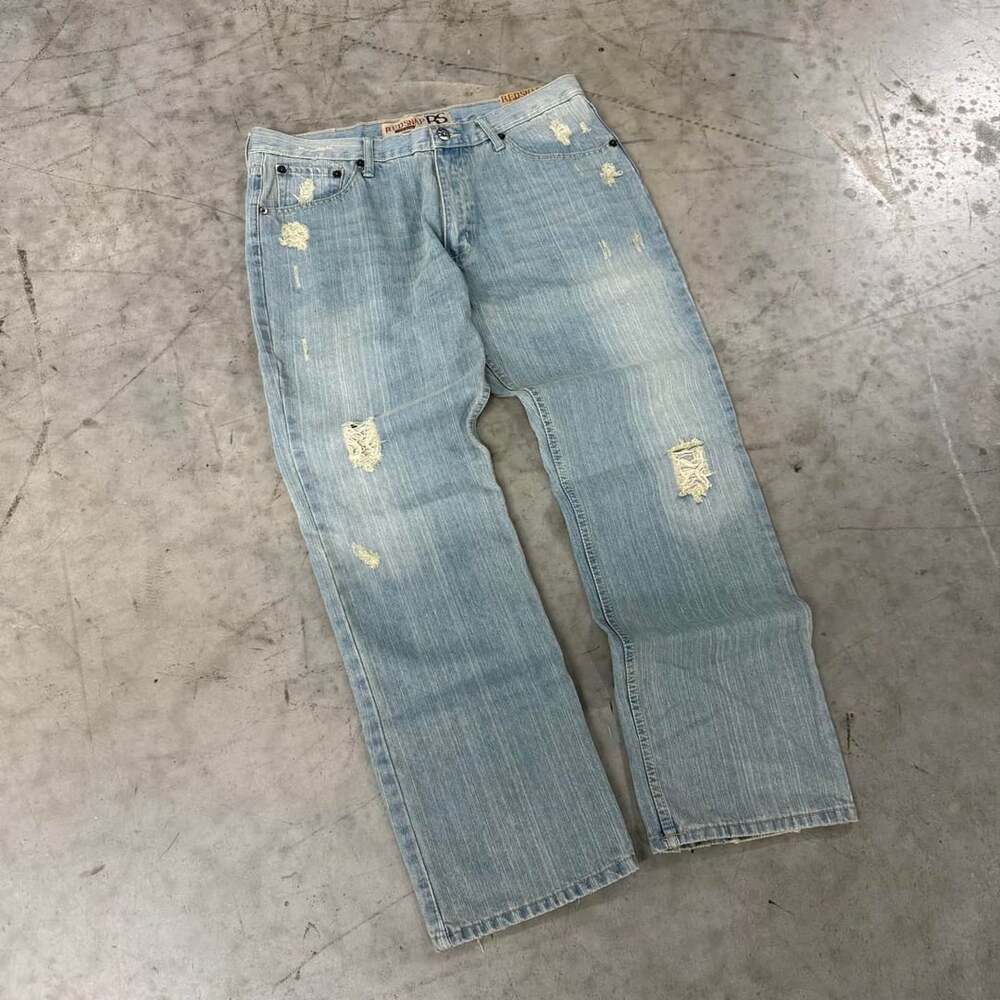 Red Snap Distressed Light Wash Denim Jeans Style M3QR132A